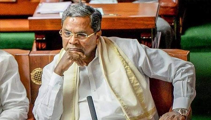 ನಾನು ಸೋತಿದ್ದೇನೆ: ಸಿಎಲ್ಪಿ ನಾಯಕ ಸ್ಥಾನಕ್ಕೆ ಸಿದ್ದರಾಮಯ್ಯ ರಾಜಿನಾಮೆ