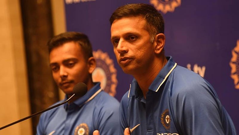ಪಾಕ್ ಗೆ ಸ್ಪೂರ್ತಿಯಾದ ದ್ರಾವಿಡ್: ಮಾಜಿ ಆಟಗಾರರನ್ನು ಕೋಚ್ ಗಳಾಗಿ ನೇಮಕ ಮಾಡಲು ಪಿಸಿಬಿ ಚಿಂತನೆ