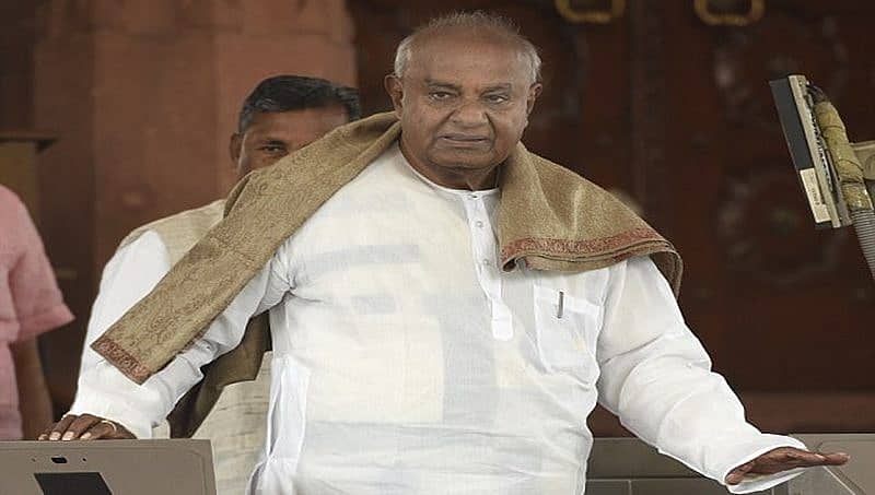 ಬಾತ್ ರೂಂ ನಲ್ಲಿ ಜಾರಿ ಬಿದ್ದು ಮಾಜಿ ಪ್ರಧಾನಿ ದೇವೇಗೌಡರ ಬಲಗಾಲಿಗೆ ಗಾಯ