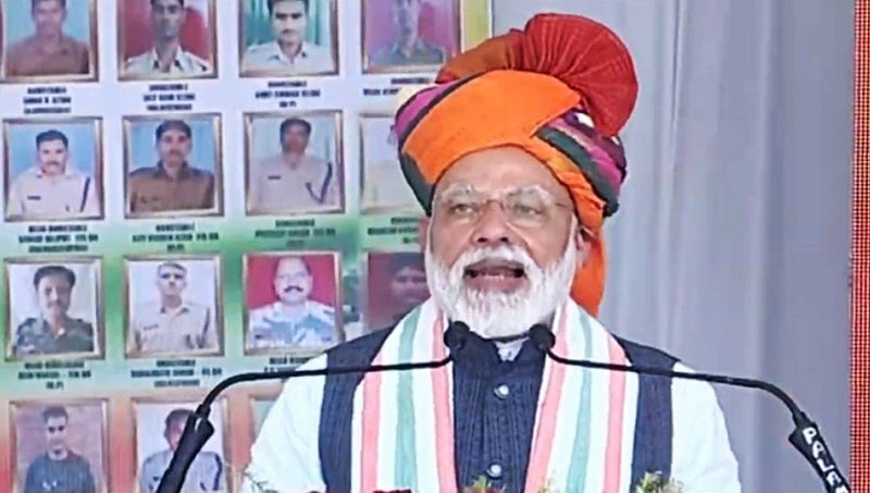 ದೇಶ ಸುರಕ್ಷಿತ ಕೈಗಳಲ್ಲಿದೆ, ದೇಶಕ್ಕಿಂತ ಮಿಗಿಲು ಯಾವುದೂ ಇಲ್ಲ, ದೇಶ ತಲೆ ತಗ್ಗಿಸಲು ಬಿಡಲ್ಲ: ಪ್ರಧಾನಿ ಮೋದಿ