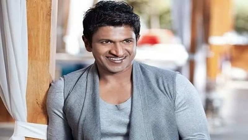 'ನಟ ಸಾರ್ವಭೌಮ'ನಿಗೆ ಪ್ರೇಕ್ಷಕ ಫಿದಾ: ಫಸ್ಟ್ ಡೇ ಭರ್ಜರಿ ಕಲೆಕ್ಷನ್, ಅಭಿಮಾನಿಗಳಿಗೆ ಚಿರಋಣಿ ಎಂದ ಅಪ್ಪು