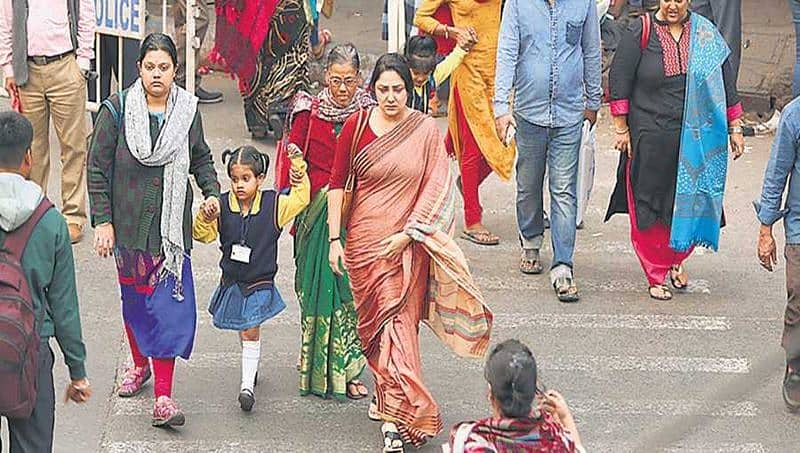 'ದೇವಕಿ'ಯಾಗಿ ಬದಲಾಯ್ತು ಪ್ರಿಯಾಂಕಾ ಉಪೇಂದ್ರ ನಟನೆಯ ಹೌರಾ ಬ್ರಿಡ್ಜ್!