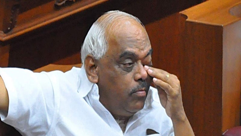 ಬಂಡಾಯ ಶಾಸಕರನ್ನು ಸಭೆಗೆ ಕರೆದಿದ್ದ ಸ್ಪೀಕರ್ ರಮೇಶ್ ಕುಮಾರ್ ಸ್ವತಃ ಗೈರು