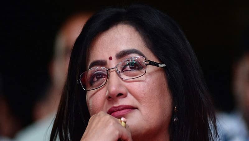 ರೈತರ ಹೆಸರಲ್ಲಿ ರಾಜಕೀಯ ಬಿಟ್ಟು ಅವರ ಕಷ್ಟಗಳಿಗೆ ಸ್ಪಂದಿಸಿ: ಸಿಎಂ ಕುಮಾರಸ್ವಾಮಿಗೆ ಸುಮಲತಾ ತಿರುಗೇಟು