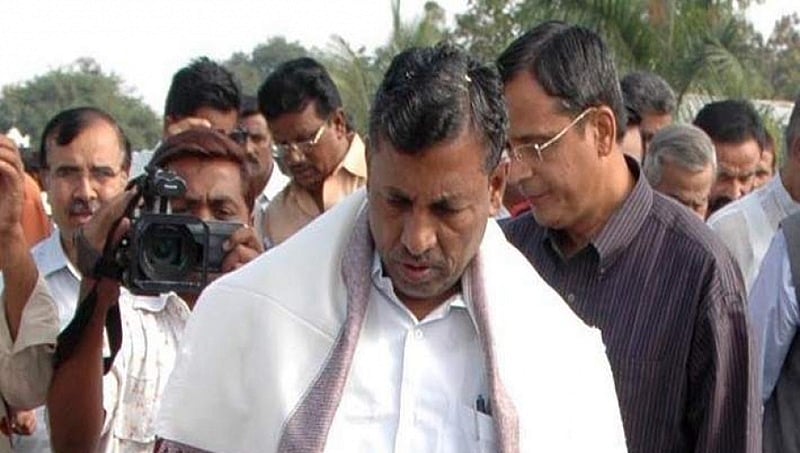 ದೆಹಲಿಯಲ್ಲಿ ಕೋಲಾರ ಸಂಸದ ಮುನಿಯಪ್ಪ ಪರ-ವಿರೋಧಿ ತಂಡಗಳ ಬೀಡು!