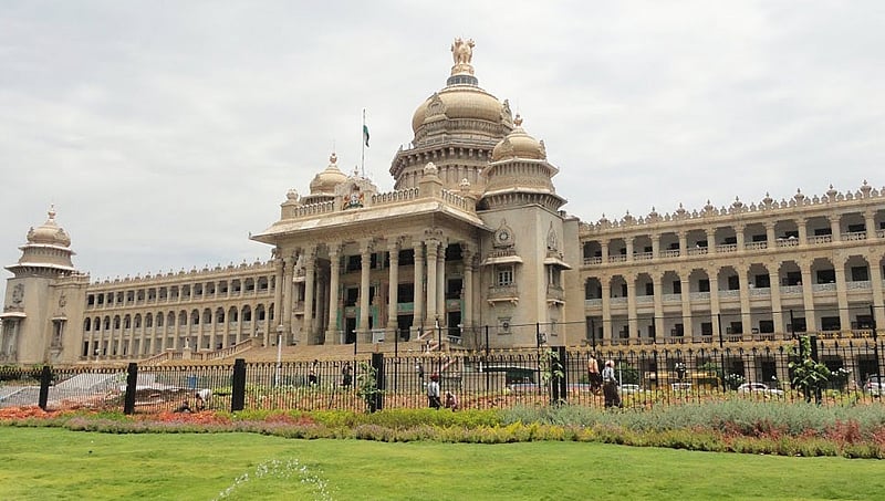 ಸರ್ಕಾರಿ ಪ್ರಾಧ್ಯಾಪಕರಿಗೆ ಬಂಪರ್; 7ನೇ ವೇತನಾ ಆಯೋಗ ಶಿಫಾರಸ್ಸು ಜಾರಿ