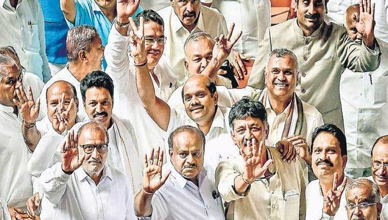 ಇನ್ನೂ ಬಿಡುಗಡೆಯಾಗದ ಕಾಂಗ್ರೆಸ್-ಜೆಡಿಎಸ್ ಅಭ್ಯರ್ಥಿಗಳ ಪಟ್ಟಿ; ಆಕಾಂಕ್ಷಿಗಳು ತತ್ತರ