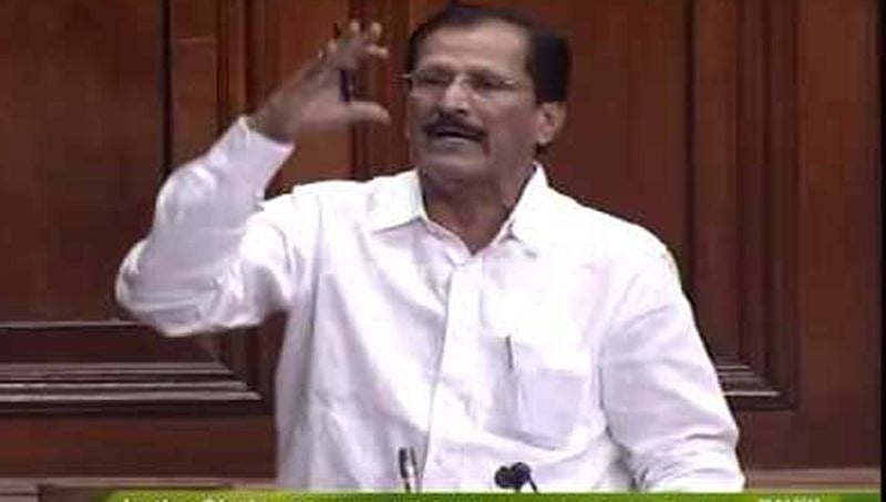 ತುಮಕೂರಿನಲ್ಲಿ ಮೈತ್ರಿ ಪಕ್ಷಗಳಿಗೆ ಬಂಡಾಯದ ಶಾಕ್: ಸೋಮವಾರ ಮುದ್ದಹನುಮೇಗೌಡ ನಾಮಪತ್ರ ಸಲ್ಲಿಕೆ!