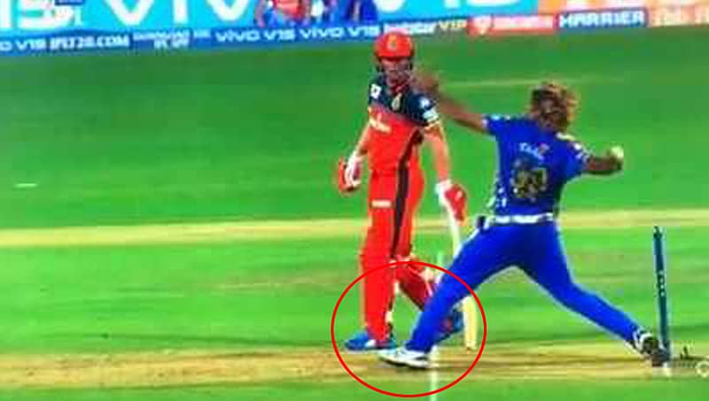 'ಗೆಲುವು ಕಸಿದ ನೋಬಾಲ್': ಅಂಪೈರ್ ಗಳ ಮಹಾ ಎಡವಟ್ಟಿಗೆ ಆರ್ ಸಿಬಿ ಅಭಿಮಾನಿಗಳ ರೌದ್ರಾವತಾರ!
