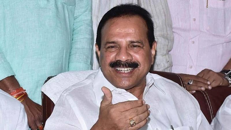 ಹೌದು, ನನ್ನದು ನಗು ಮುಖ, ಧನಾತ್ಮಕ ಚಿಂತನೆ: ವೈಯಕ್ತಿಕ ಟೀಕೆಗೆ ಸದಾನಂದ ಗೌಡ ಟಾಂಗ್
