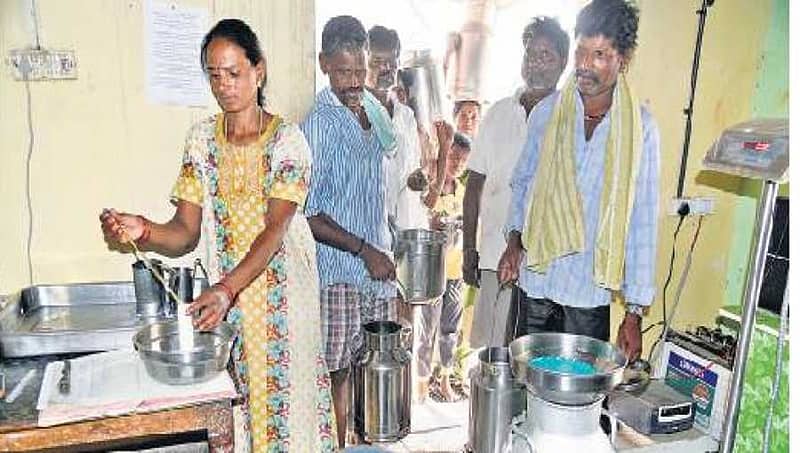 ಅನಂತ್ ಕುಮಾರ್ ಈಗಲೂ ನಮ್ಮ ಸಂಸದರು: ರಾಗಿಹಳ್ಳಿ ನಿವಾಸಿಗಳು