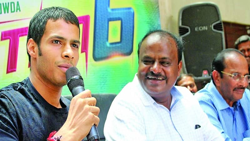 ಪ್ರಜಾಪ್ರಭುತ್ವದಲ್ಲಿ ಯಾರು ಬೇಕಾದರೂ ಚುನಾವಣೆಗೆ ನಿಲ್ಲಬಹುದು: ನಿಖಿಲ್ ಕುಮಾರಸ್ವಾಮಿ