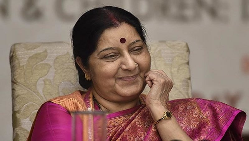 'ಜರಿದವರೆನ್ನ ಜನ್ಮ ಬಂಧುಗಳೆಂಬೆ': ಬೈದರೂ ತಾಳ್ಮೆ ಕಳೆದುಕೊಳ್ಳದೆ ಪ್ರತಿಕ್ರಿಯಿಸಿದ ಸಚಿವೆ ಸುಷ್ಮಾ ಸ್ವರಾಜ್!