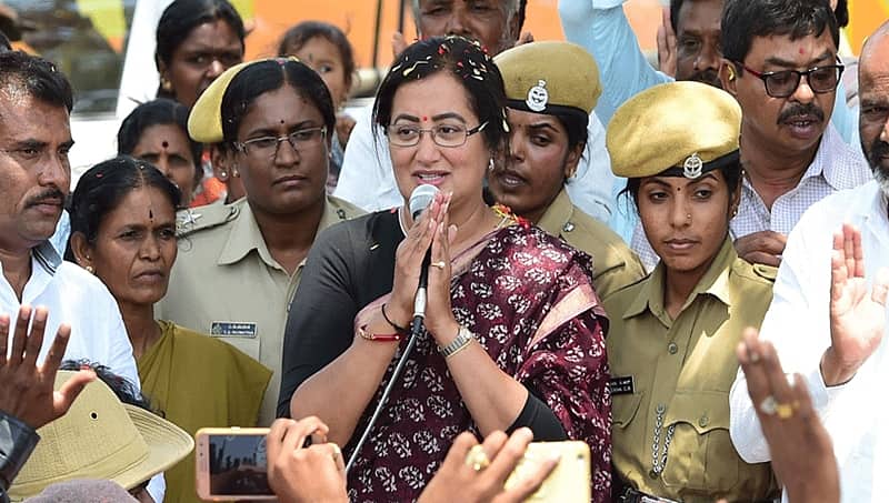 ಸುಮಲತಾ ಅಂಬರೀಷ್ ಗೆ ಹೆಚ್ಚಿನ ಭದ್ರತೆ ನೀಡುವಂತೆ ಡಿಜಿ, ಐಜಿಪಿಗೆ ಚುನಾವಣಾ ಆಯೋಗ ಸೂಚನೆ