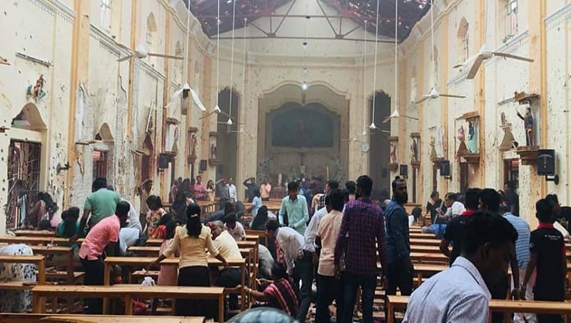 ಈಸ್ಟರ್ ಸಂಡೇ ದಿನ ಶ್ರೀಲಂಕಾ ಚರ್ಚ್, ಹೋಟೆಲ್ ಮೇಲೆ ಬಾಂಬ್ ದಾಳಿ:  137 ಸಾವು, 300  ಜನರಿಗೆ ಗಾಯ