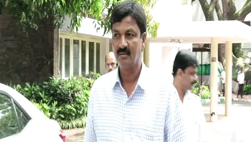 ತಾಂತ್ರಿಕವಾಗಿ ಇನ್ನೂ ಕಾಂಗ್ರೆಸ್ ಪಕ್ಷದಲ್ಲಿಯೇ ಇದ್ದೇನೆ: ರಮೇಶ್ ಜಾರಕಿಹೊಳಿ