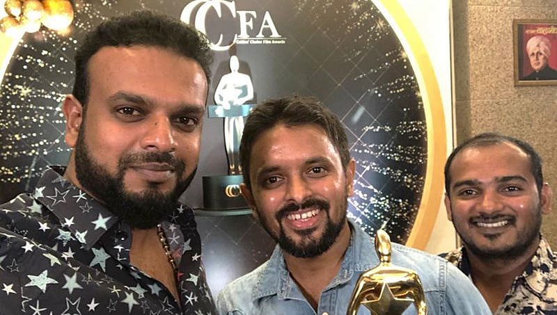 ಪ್ರಶಸ್ತಿಯ ಗರಿ: 'ಒಂದಲ್ಲ ಎರಡಲ್ಲ' ರಿಮೇಕ್ ಗೆ ಮುಗಿಬಿದ್ದ ನಿರ್ಮಾಪಕರು!