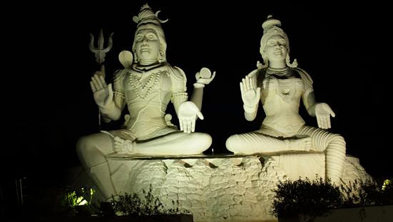 ಇಲ್ಲಿ ಶಿವ-ಪಾರ್ವತಿ ದಂಪತಿಗಳಲ್ಲ.. ಬದಲಿಗೆ ಸಹೋದರ-ಸಹೋದರಿಯರಂತೆ..!