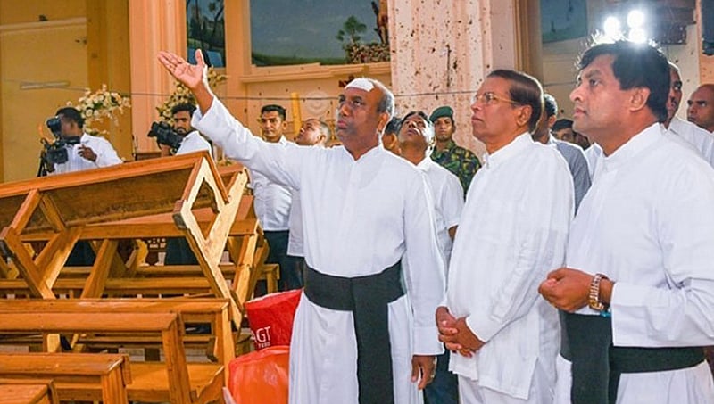 ಶ್ರೀಲಂಕಾದಲ್ಲಿ ಮತ್ತೆ ಉಗ್ರ ದಾಳಿ: ರಕ್ಷಣೆ, ಪೊಲೀಸ್ ಮುಖ್ಯಸ್ಥರ ತಲೆದಂಡ