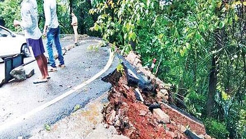 ಆಗುಂಬೆ ಘಾಟ್ ದುರಸ್ತಿ ಕಾರ್ಯ ವಿಳಂಬ; ಉಡುಪಿ, ಶಿವಮೊಗ್ಗ, ಚಿಕ್ಕಮಗಳೂರು ಪ್ರಯಾಣಿಕರ ಸಂಚಾರಕ್ಕೆ ತೊಂದರೆ