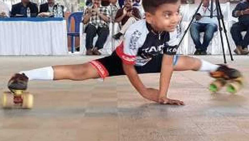ಸ್ಕೇಟಿಂಗ್: ಕಾರವಾರದ ಯುಕೆಜಿ ಬಾಲಕನಿಂದ ವಿಶ್ವ ದಾಖಲೆ!