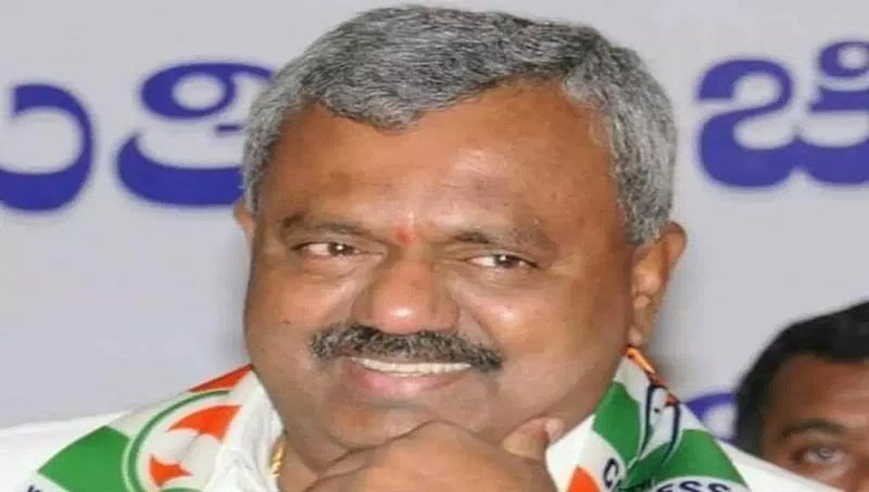 ಸಿದ್ದರಾಮಯ್ಯ ಆಪ್ತನಿಂದ 'ಪ್ರತ್ಯೇಕ' ಸಭೆಗೆ ಆಹ್ವಾನ, ಕಾಂಗ್ರೆಸ್ ಗೆ ಹೊಸ ತಲೆನೋವು?