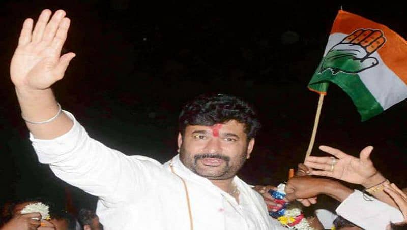 ಕೈ ಟಿಕೆಟ್ ಫೈನಲ್: ಧಾರವಾಡದಿಂದ ವಿನಯ್ ಕುಲಕರ್ಣಿ, ದಾವಣಗೆರೆಯಿಂದ ಎಚ್.ಬಿ ಮಂಜಪ್ಪ ಕಣಕ್ಕೆ