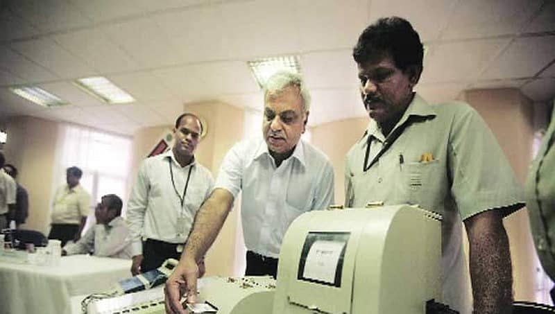 ಮತದಾನ ಆರಂಭಕ್ಕೆ ಇನ್ನು 3 ದಿನ: ವಿವಿಪ್ಯಾಟ್ ಎಣಿಕೆಗಳ ಸಂಖ್ಯೆ ಹೆಚ್ಚಿಸಲು ಚುನಾವಣಾ ಆಯೋಗಕ್ಕೆ ಸುಪ್ರೀಂ ಸೂಚನೆ