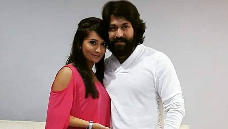 ಗಿರ್ಮಿಟ್ ಚಿತ್ರಕ್ಕೆ ಯಶ್, ರಾಧಿಕಾ ದಂಪತಿ ಧ್ವನಿ!