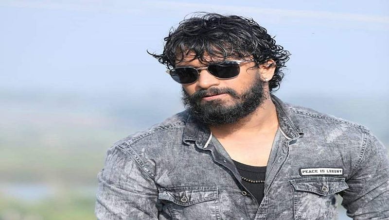 ಹಲ್ಲು ಕೂಡ ಉಜ್ಜದೇ ಡಬ್ಬಿಂಗ್ ಸ್ಟುಡಿಯೋಗೆ ಧೀರೇನ್ ರಾಜ್ ಬಂದಿದ್ದೇಕೆ?