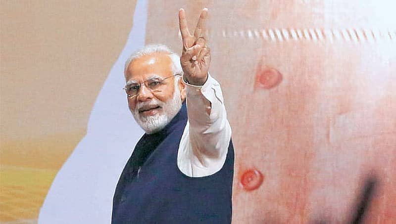 ಮಹಾಘಟಬಂಧನ್ ಗೆ ಮರ್ಮಾಘಾತ: ಮೋದಿ ಸುನಾಮಿಗೆ ಪ್ರತಿಪಕ್ಷಗಳು ಧೂಳಿಪಟ: ಬಿಜೆಪಿಗೆ ಬಹುಮತ!