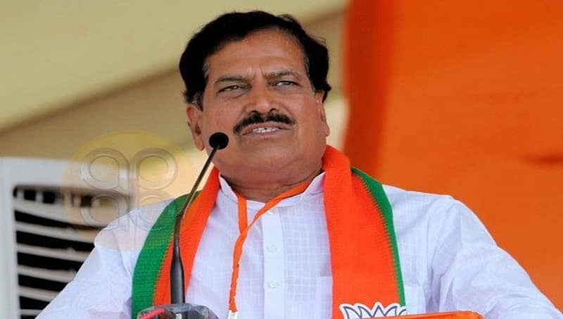 ಹಲವು ಕಾಂಗ್ರೆಸ್ ನಾಯಕರು ಬಿಜೆಪಿಗೆ ಸೇರ್ಪಡೆಯಾಗಲಿದ್ದಾರೆ: ಸುರೇಶ್ ಅಂಗಡಿ