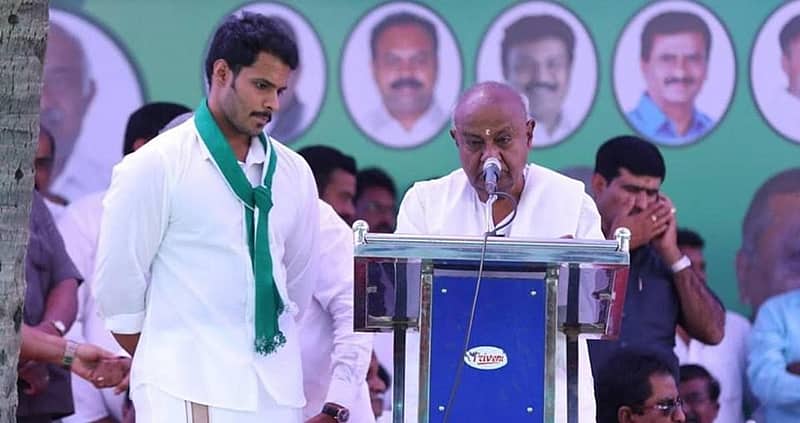 ದೇವೇಗೌಡ ಕುಟುಂಬದ ಕುರಿತು 'ಸುಳ್ಳು ಸುದ್ದಿ': ಕನ್ನಡ ದಿನಪತ್ರಿಕೆ ಸಂಪಾದಕರ ವಿರುದ್ಧ ಎಫ್ಐಆರ್