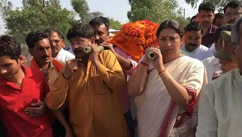 ಆಪ್ತನ ಕೊಲೆ: ನ್ಯಾಯಕ್ಕಾಗಿ ಸುಪ್ರೀಂ ಮೆಟ್ಟಿಲೇರಲು ಸಿದ್ದ ಎಂದ ಸ್ಮೃತಿ ಇರಾನಿ