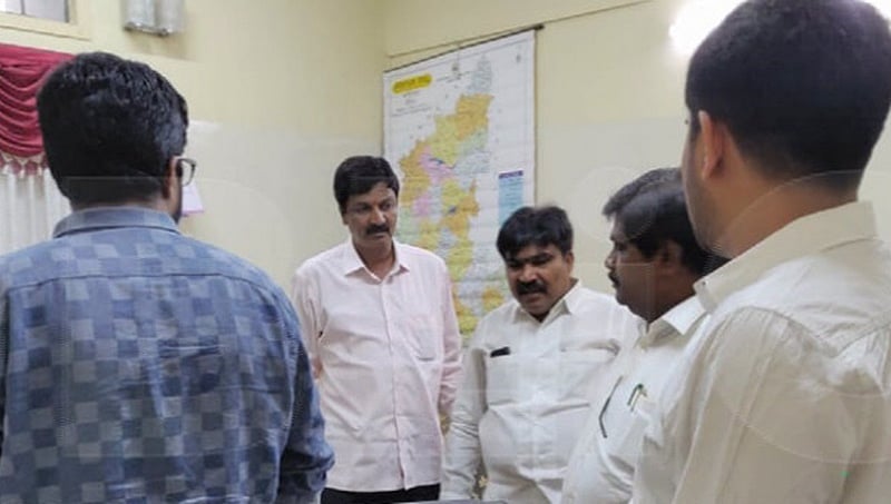 ರಮೇಶ್ ಜಾರಕಿಹೊಳಿ ಮನೆಯಲ್ಲಿ ಅತೃಪ್ತ ಶಾಸಕರ ಸಭೆ, ಮೈತ್ರಿ ನಾಯಕರಿಗೆ ಮತ್ತಷ್ಟು ತಲೆ ಬಿಸಿ