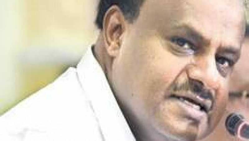 12 ಕಿರು ಬಂದರುಗಳನ್ನು ಅಭಿವೃದ್ಧಿಪಡಿಸಿ: ಅಧಿಕಾರಿಗಳಿಗೆ ಮುಖ್ಯಮಂತ್ರಿ ಕುಮಾರಸ್ವಾಮಿ ಸೂಚನೆ
