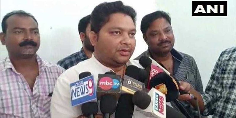 ಕಳಪೆ ಕಾಮಗಾರಿ: ಪಿಡಬ್ಲ್ಯೂಡಿ ಎಂಜಿನಿಯರ್ಗೆ ಬಸ್ಕಿ ಹೊಡೆಸಿದ ಬಿಜೆಡಿ ಶಾಸಕನ ಬಂಧನ
