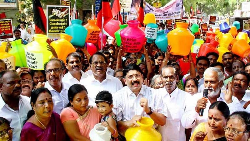 ನೀರಿಗಾಗಿ ಪ್ರತಿಭಟನೆಗಳನ್ನು ತಡೆಯಬೇಡಿ: ತಮಿಳುನಾಡು ಸರ್ಕಾರಕ್ಕೆ ಮದ್ರಾಸ್ ಹೈಕೋರ್ಟ್ ಸೂಚನೆ