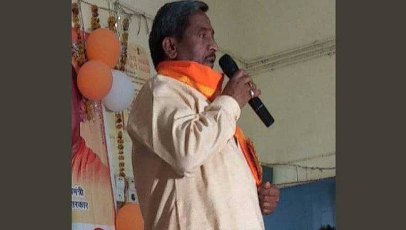 ಸರ್ಕಾರಿ ಅಧಿಕಾರಿಗಳಿಗೆ ಶೂನಿಂದ ಒಡೆಯಿರಿ: ಪಕ್ಷದ ಕಾರ್ಯಕರ್ತರಿಗೆ ಬಿಜೆಪಿ ಶಾಸಕನ ಸಲಹೆ!