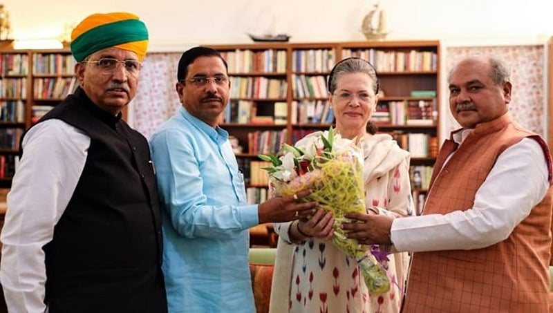 ಸಂಸತ್ತಿನಲ್ಲಿ ಸಹಕಾರಕ್ಕಾಗಿ ಸೋನಿಯಾ ಗಾಂಧಿ ಭೇಟಿ ಮಾಡಿದ ಬಿಜೆಪಿ ಸಚಿವರು