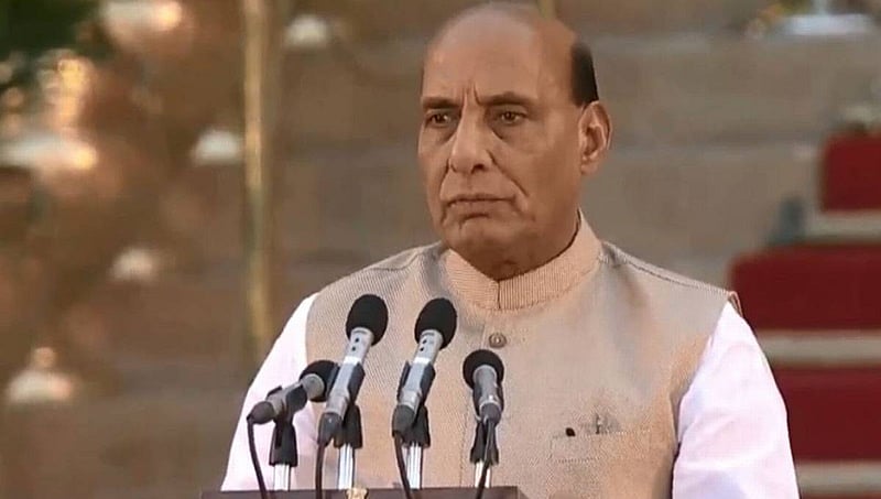 ಸುದೀರ್ಘ 17 ಗಂಟೆಗಳ ರಾಜಕೀಯ ನಾಟಕ ಬಳಿಕ ರಾಜನಾಥ್ ಸಿಂಗ್ ಗೆ 6 ಸಚಿವ ಸಂಪುಟ ಸಮಿತಿಗಳಲ್ಲಿ ಸ್ಥಾನ