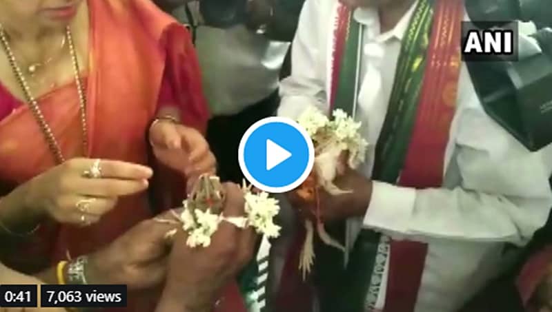 ಉಡುಪಿ: ಮಳೆಗಾಗಿ ಪ್ರಾರ್ಥಿಸಿ ಕಪ್ಪೆಗಳಿಗೆ ಮದುವೆ! ವಿಡಿಯೋ ವೈರಲ್