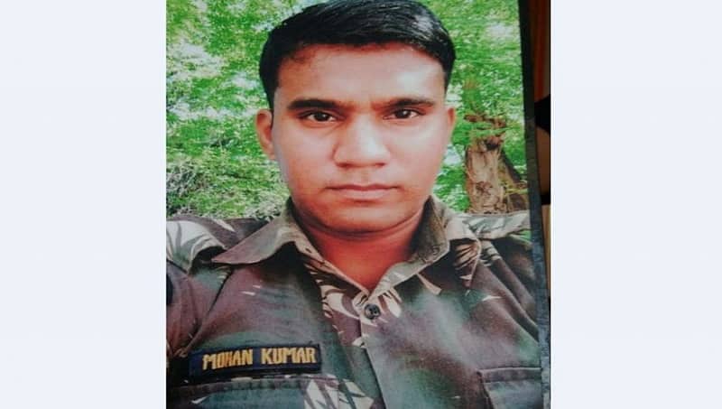 ಅಮ್ಮಾ, ಚಿನ್ನು ನಿಮ್ಮ ಮನಸ್ಸು ನೋಯಿಸಿದ್ದಕ್ಕೆ ಕ್ಷಮಿಸಿ: ಹರಿಯಾಣದಲ್ಲಿ ಹಾಸನದ ಯೋಧ ಆತ್ಮಹತ್ಯೆ!