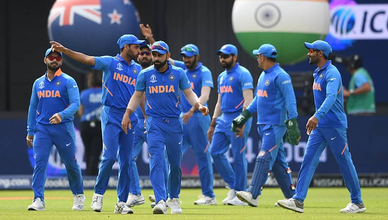 ಐಸಿಸಿ ವಿಶ್ವಕಪ್ 2019, ಮೊದಲ ಸೆಮಿ ಫೈನಲ್: ಮುಂದುವರಿದ ಇಂಡೋ-ಕಿವೀಸ್ ಪಂದ್ಯ, ರಾಸ್ ಟೇಲರ್ ಔಟ್
