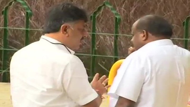 ವಿಧಾನಸೌಧದ ಬಳಿ ಭದ್ರತೆ ಪರಿಶೀಲಿಸಿದ ಮುಖ್ಯಮಂತ್ರಿ ಎಚ್ ಡಿಕೆ, ಡಿಕೆಶಿ