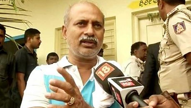 ಸಚಿವ ಸಾರಾ ಮಹೇಶ್ ರಿಂದ ಬಿಜೆಪಿ ನಾಯಕರ ಭೇಟಿ, ಬಿಜೆಪಿಗೆ ಬೆಂಬಲ ಕೊಡುತ್ತಾ ಜೆಡಿಎಸ್?