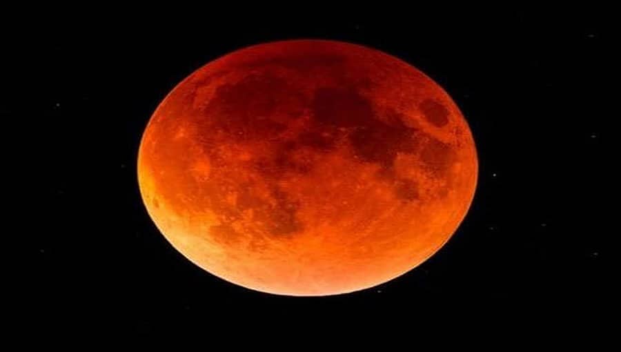 ಗುರು ಪೂರ್ಣಿಮೆಯಂದೇ ಚಂದ್ರಗ್ರಹಣ! 149 ವರ್ಷಗಳ ಬಳಿಕ ಅಪೂರ್ವ ಕ್ಷಣ!