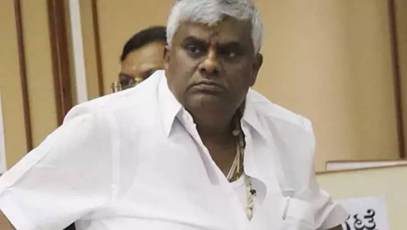 ಶಾಸಕರಿಗೆ ಅನ್ಯಾಯವಾಗಿದ್ದರೆ ಕ್ಷಮೆಯಾಚಿಸುತ್ತೇನೆ: ಹೆಚ್.ಡಿ.ರೇವಣ್ಣ