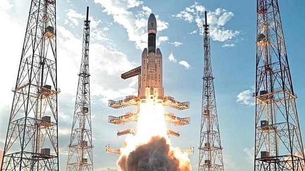 ಚಂದ್ರಯಾನ 2 ಉಡಾವಣೆಯ ರೋಚಕ ಕ್ಷಣಗಳ ಫೋಟೋಗಳು