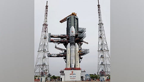 ಚಂದ್ರಯಾನ-2 ಉಡಾವಣೆ: ನಭಕ್ಕೆ ಚಿಮ್ಮಿದ 'ಬಾಹುಬಲಿ'